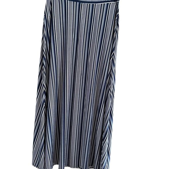 Robert Louis Black and White A Line Midi Skirt - Picture 3 of 8